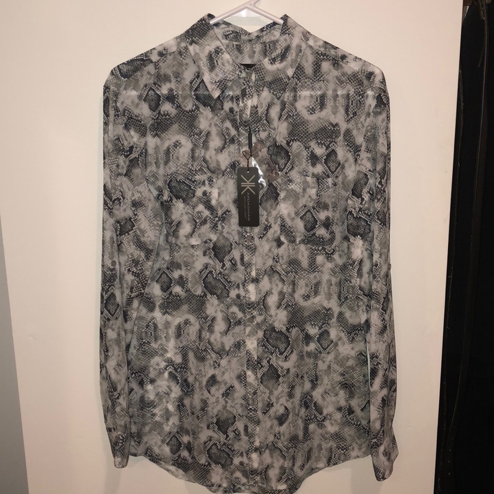 Kardashian brand new button front tunic Sz xs